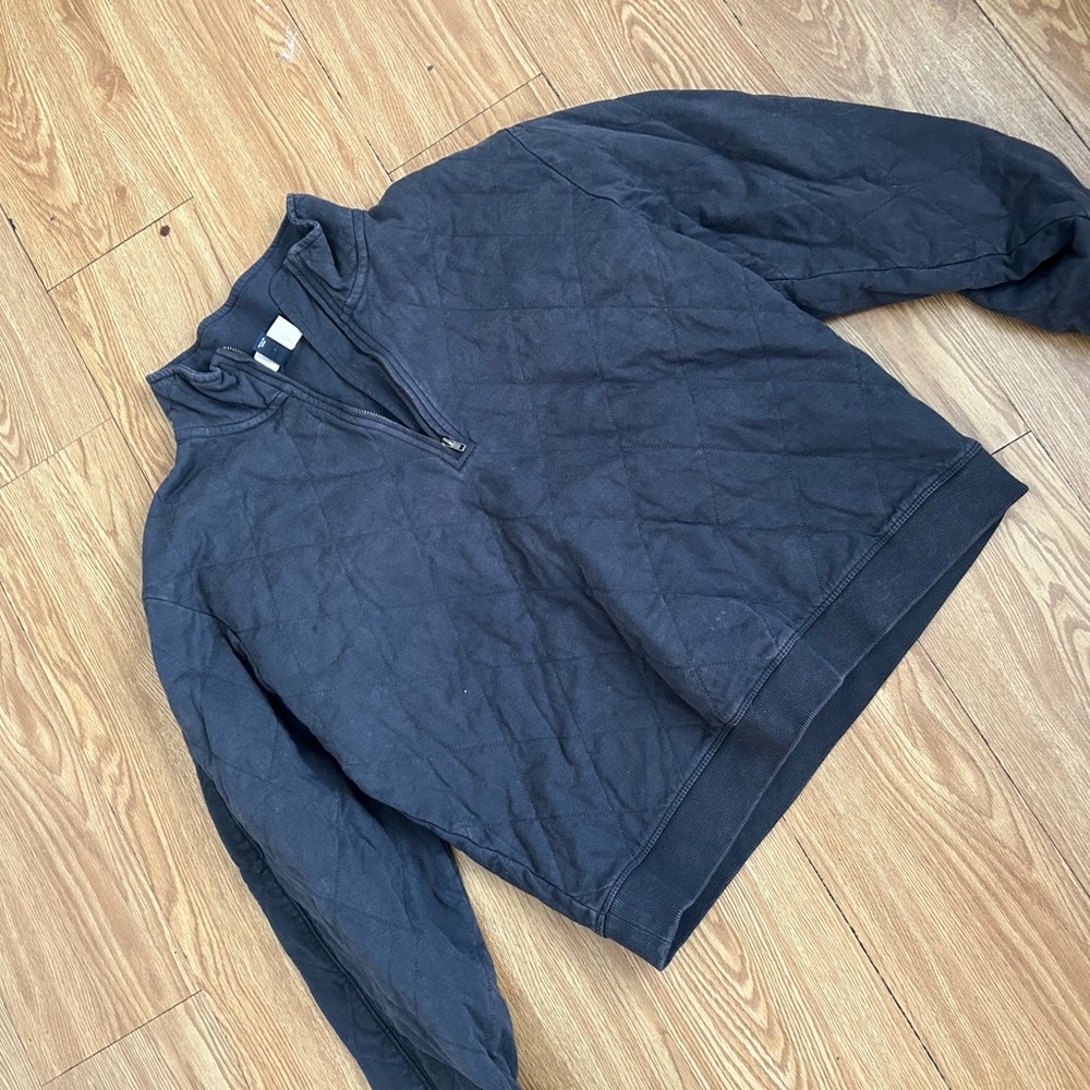 Crewneck half zip